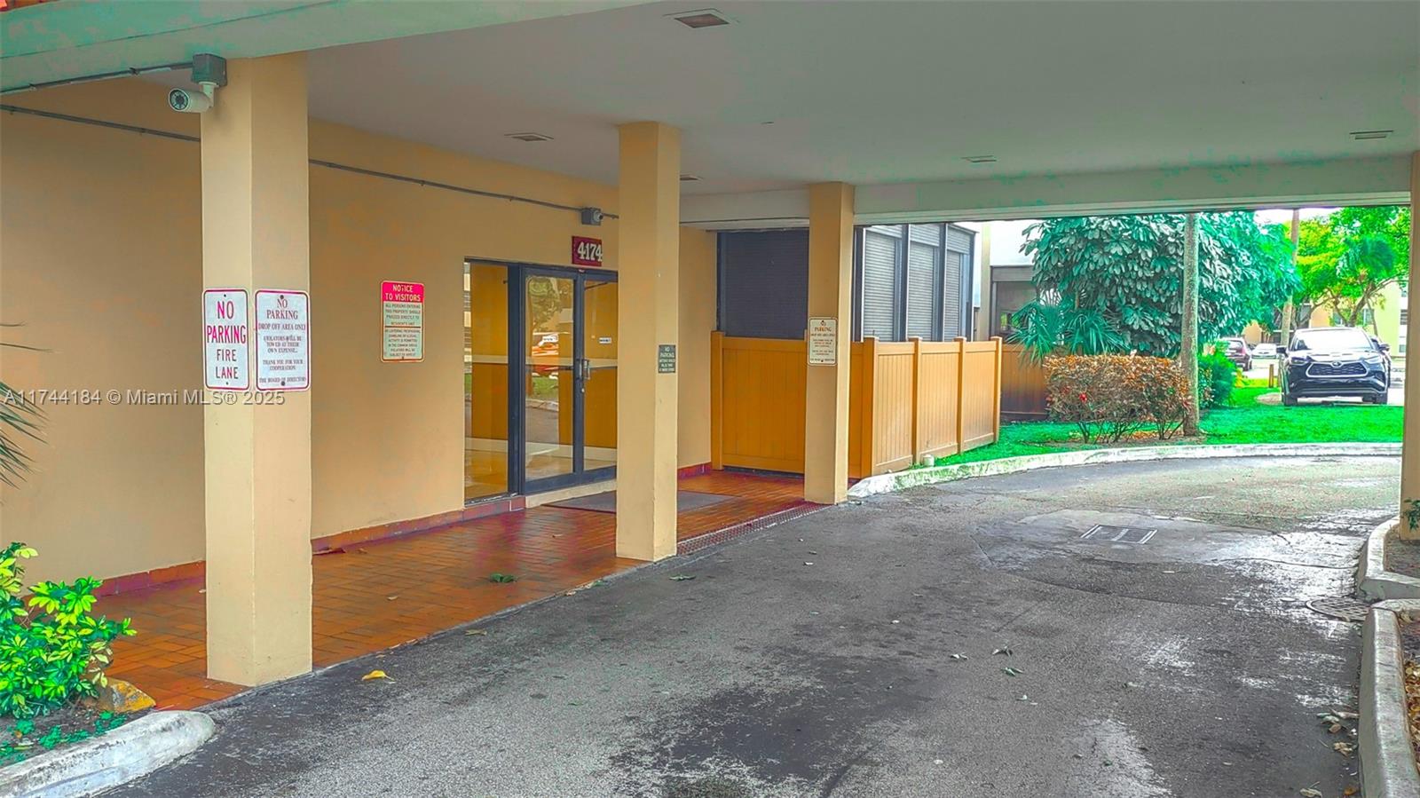 The Manors of Inverarry - Residential