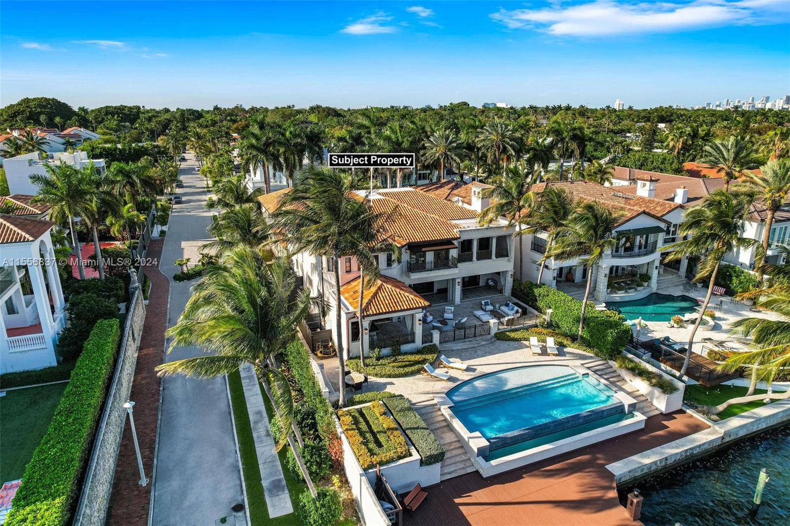 CRYSTAL VIEW - Residential