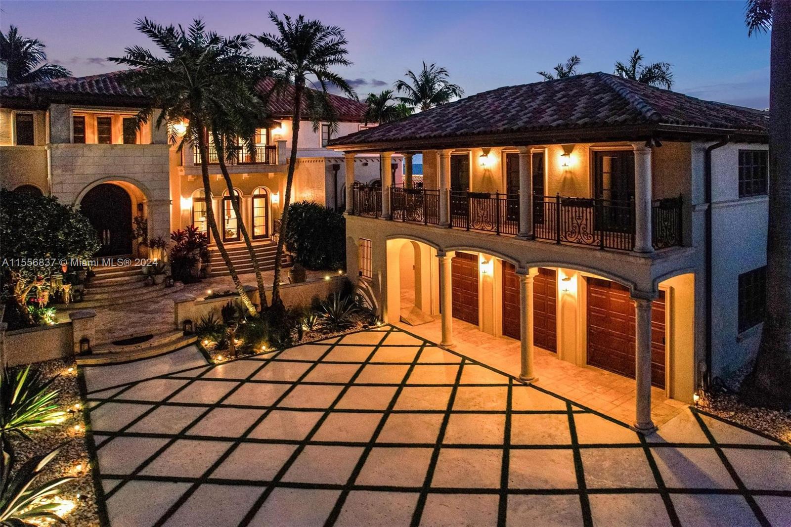 CRYSTAL VIEW - Residential