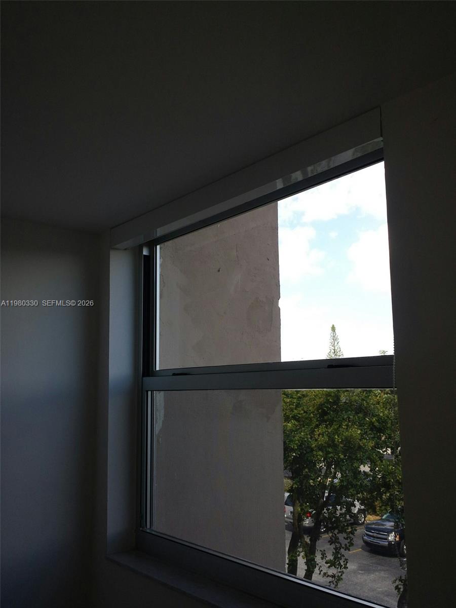 VERSAILLE GARDENS I CONDO - Residential Lease