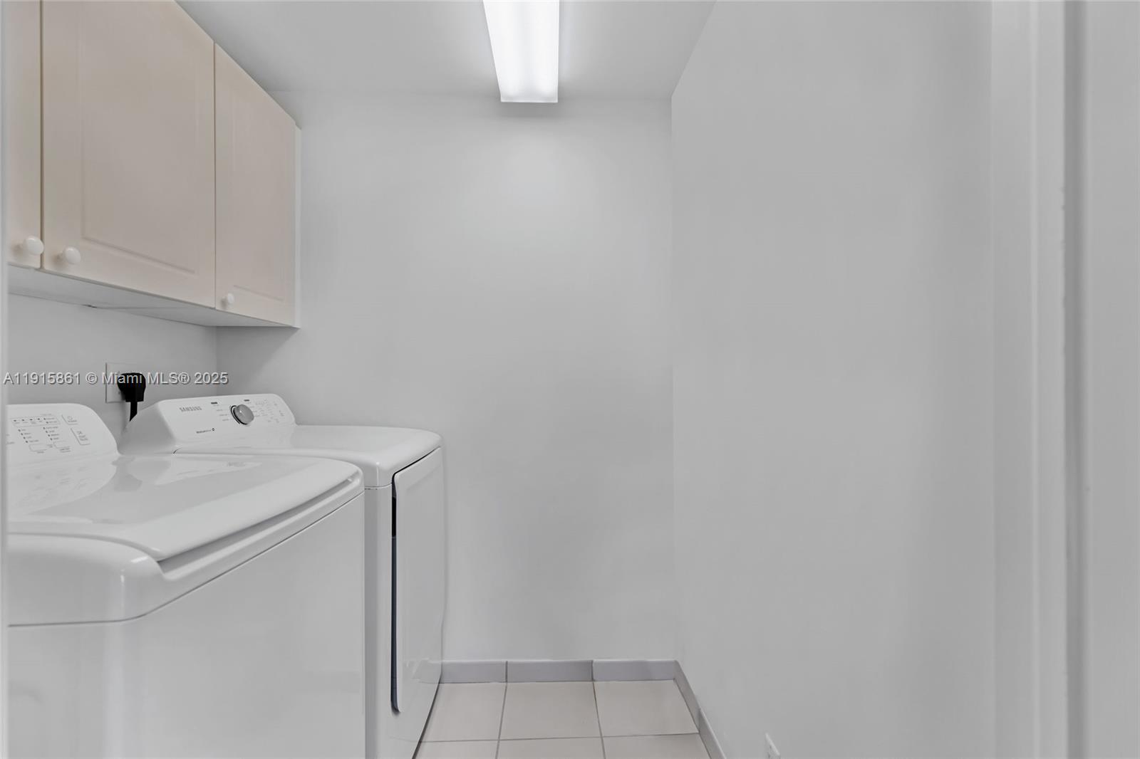 LHERMITAGE II A CONDO - Residential Lease