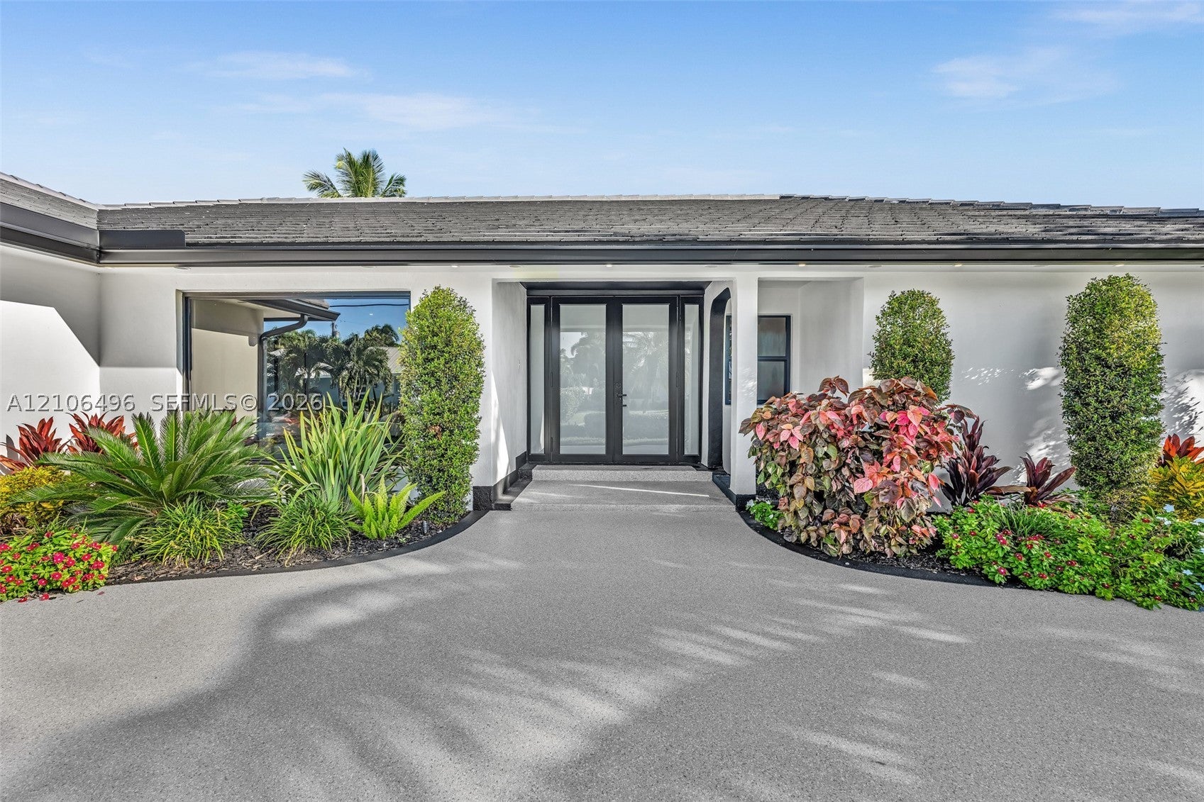 1170 Fairview Ln