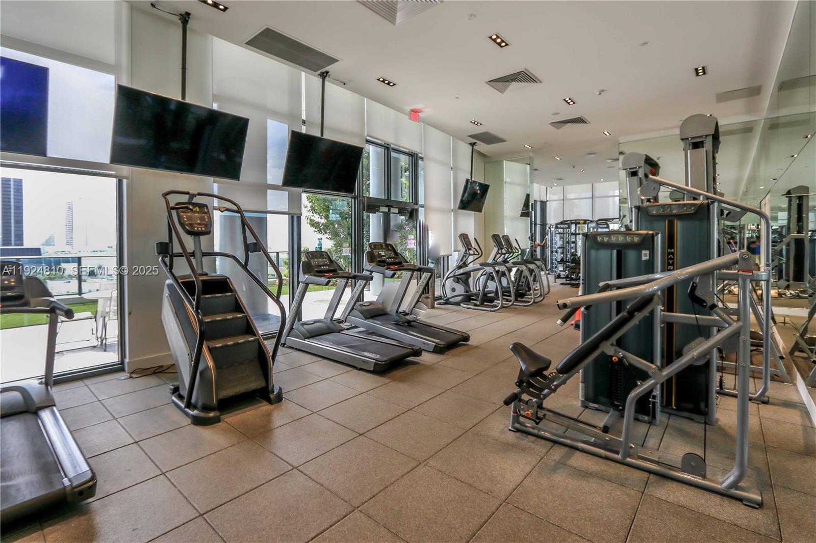 Canvas Condo - Residential Lease