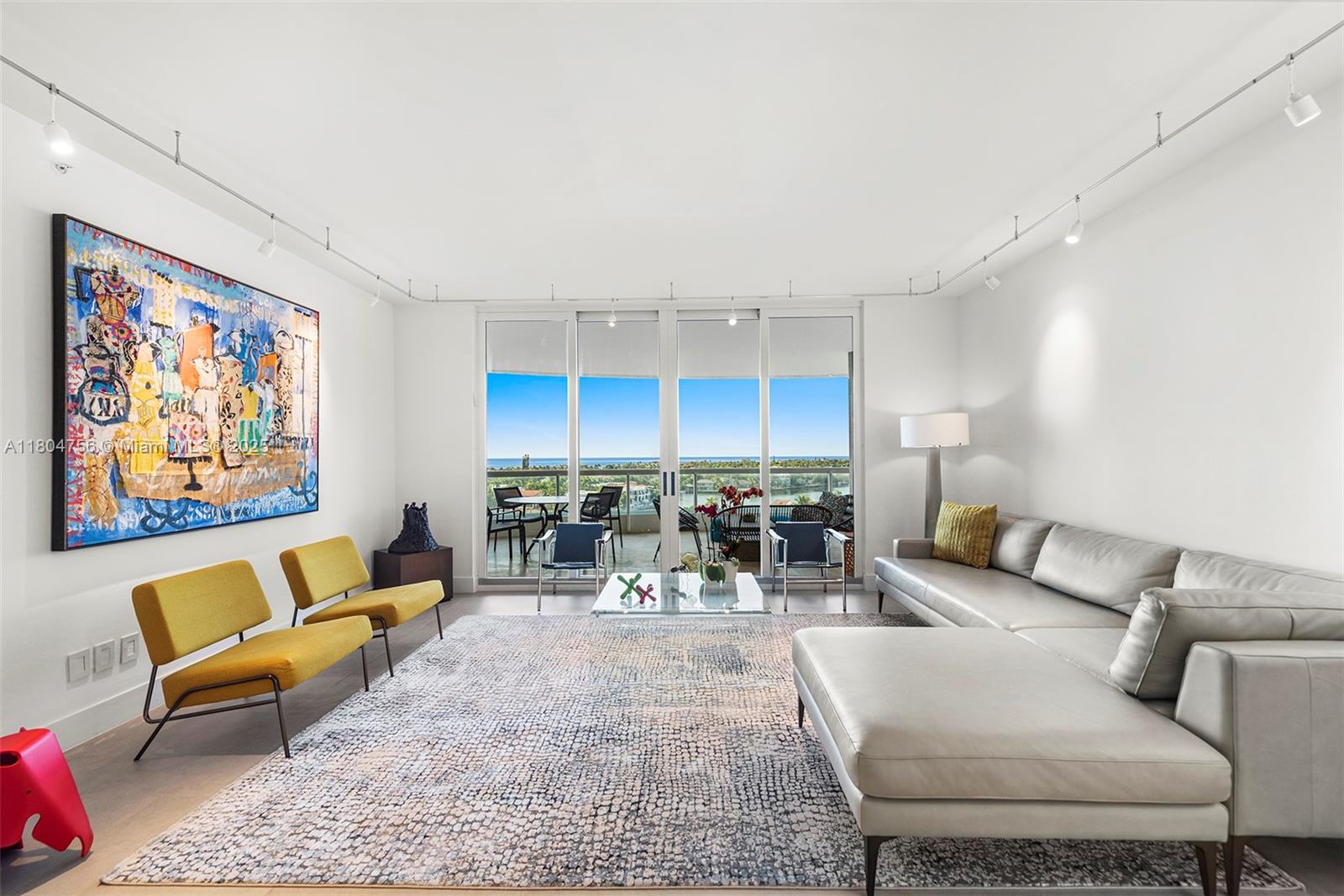 Property for Sale at 21050 Point Pl 1006, Aventura, Miami-Dade County, Florida - Bedrooms: 3 
Bathrooms: 3  - $1,195,000