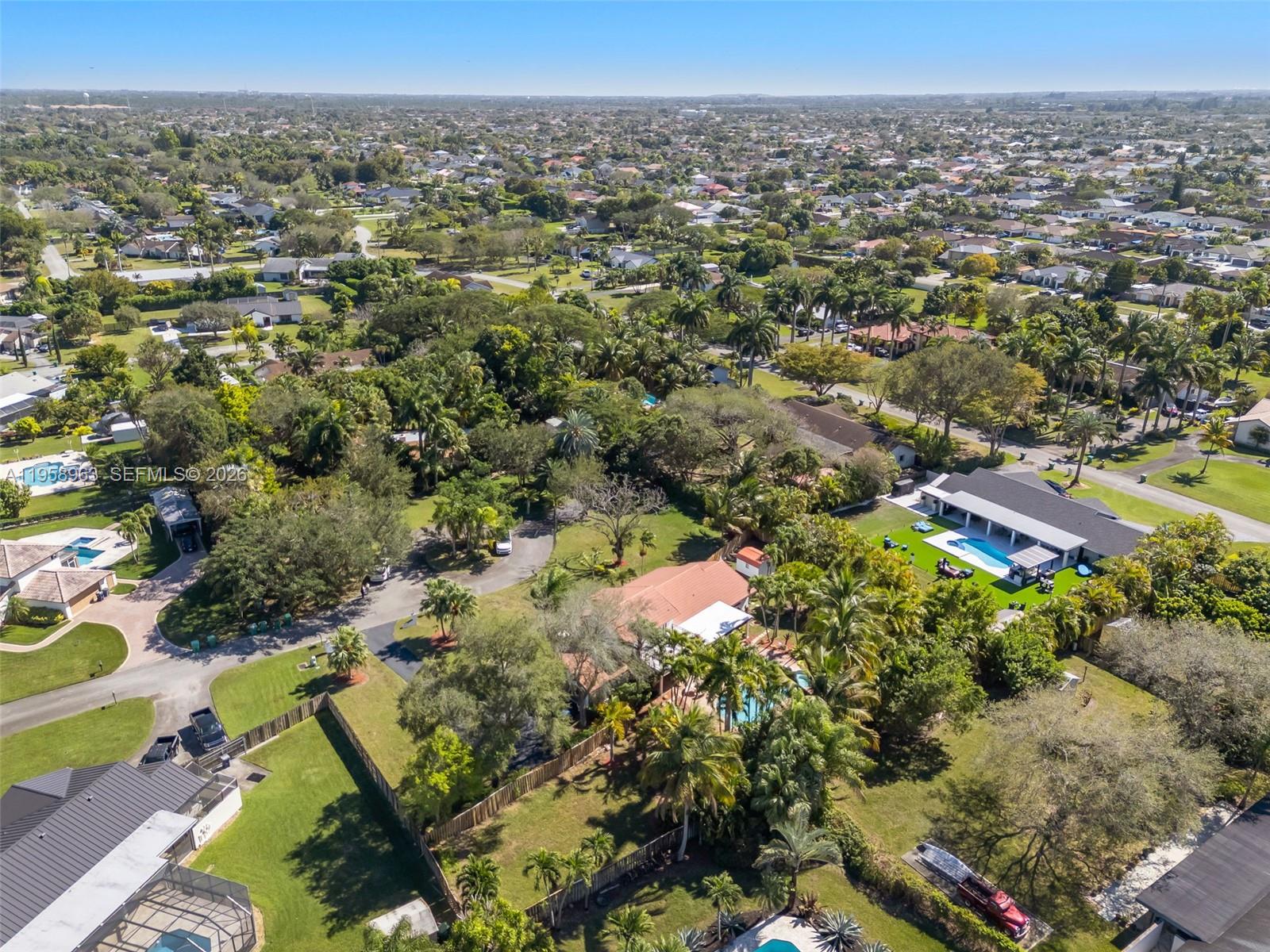 KINGS GROVE - Residential