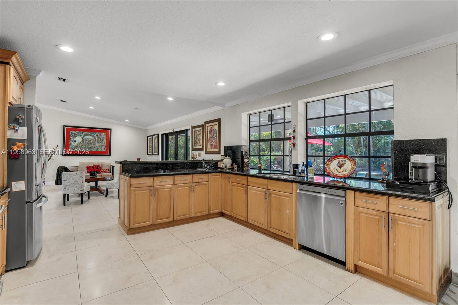 KINGS GROVE - Residential