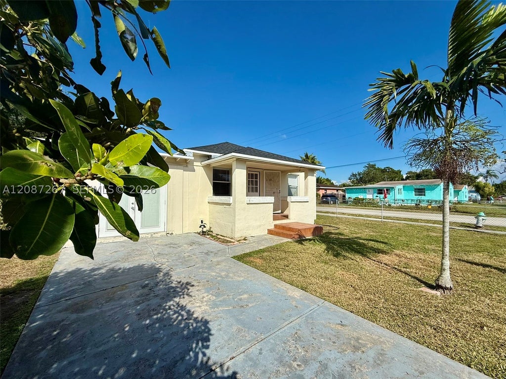 Photo of 2403 Scott St #A, Hollywood, FL 33020 (MLS # A12087267)