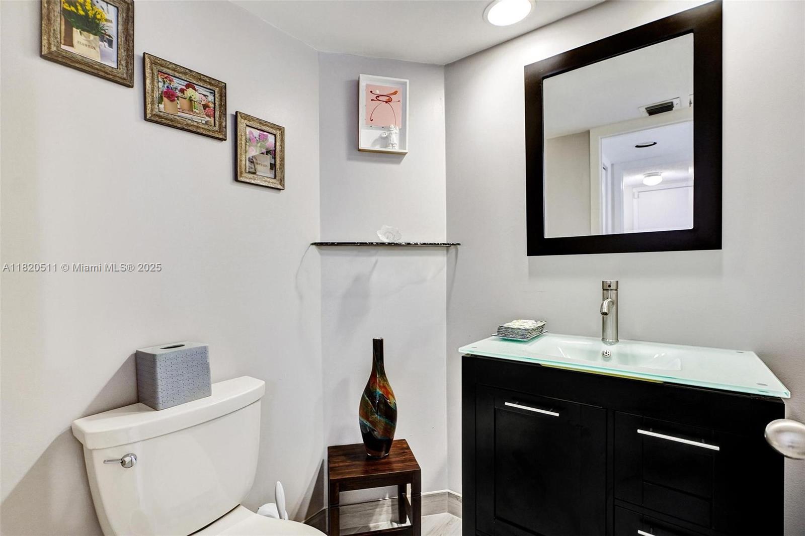 GOLDEN POINTE - Residential