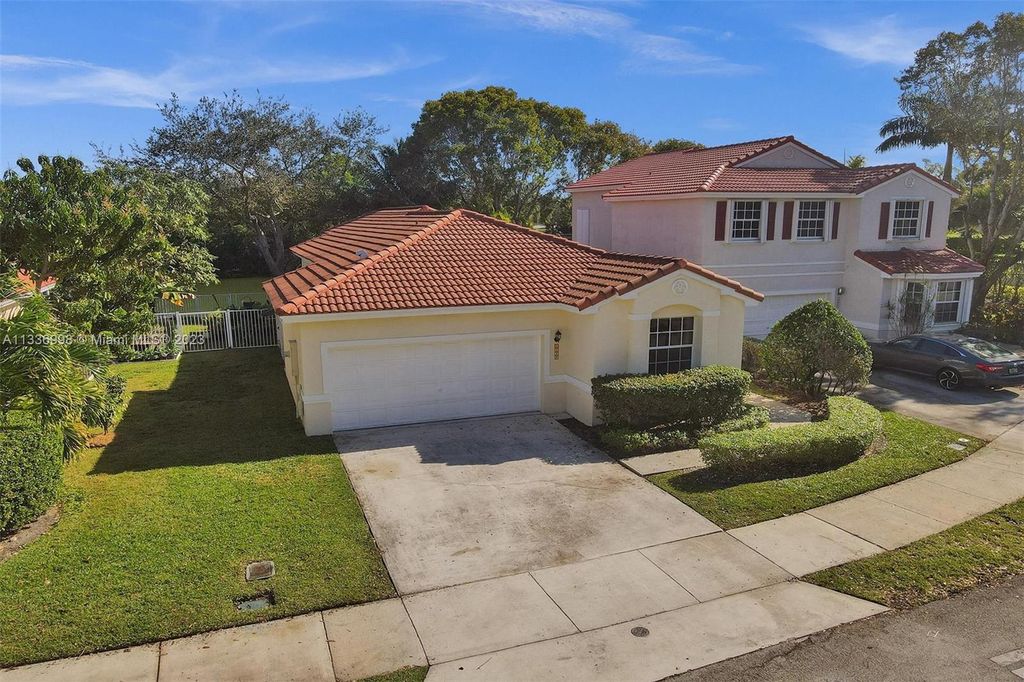 Photo of 4988 SW 151st Ave, Davie, FL 33331 (MLS # A11336998)