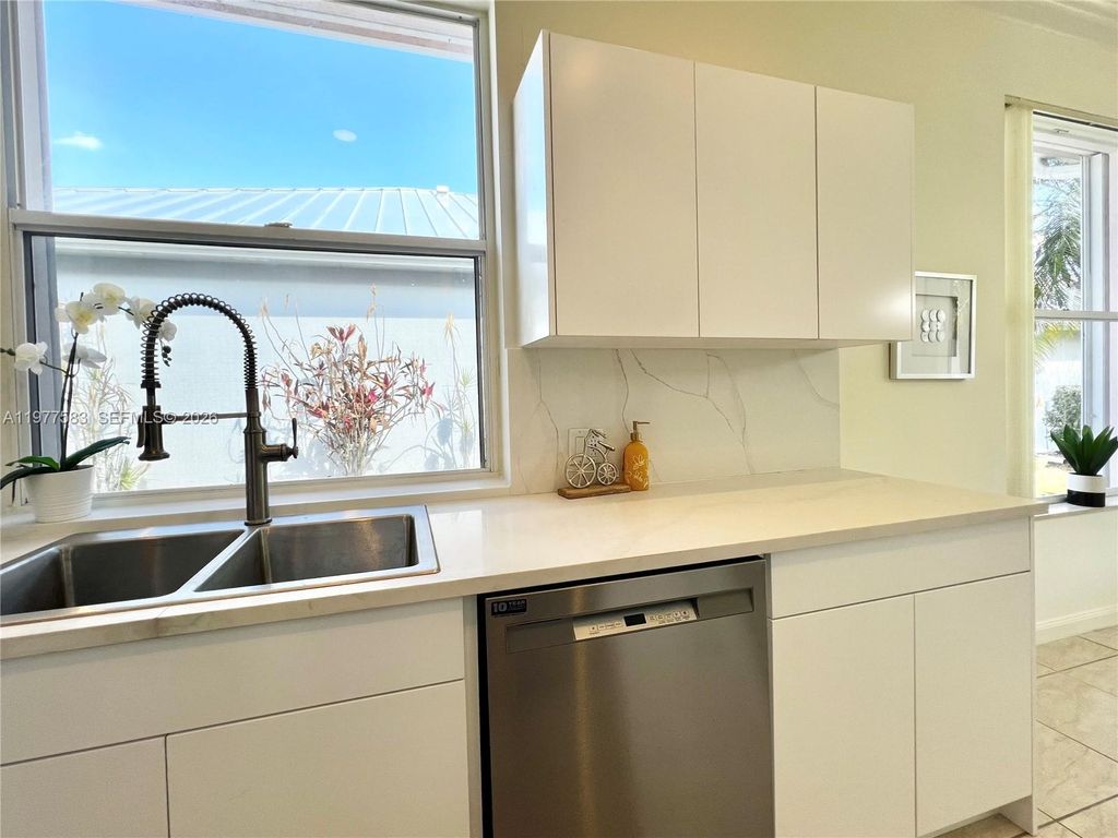 Photo of 7625 SE Bay Cedar Cir, Hobe Sound, FL 33455 (MLS # A11977583)