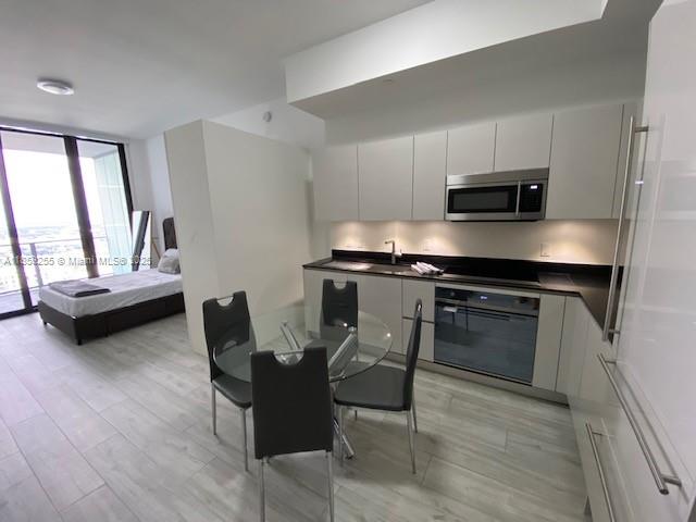 1010 Brickell Ave 4710