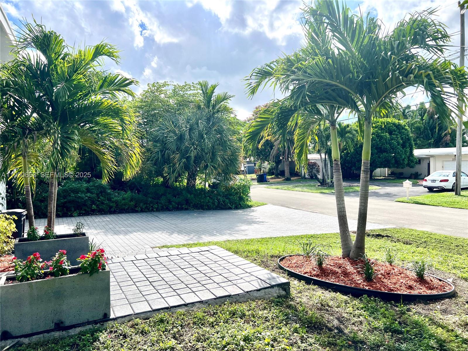 LAUDERDALE ISLES NO 2 - Residential Lease