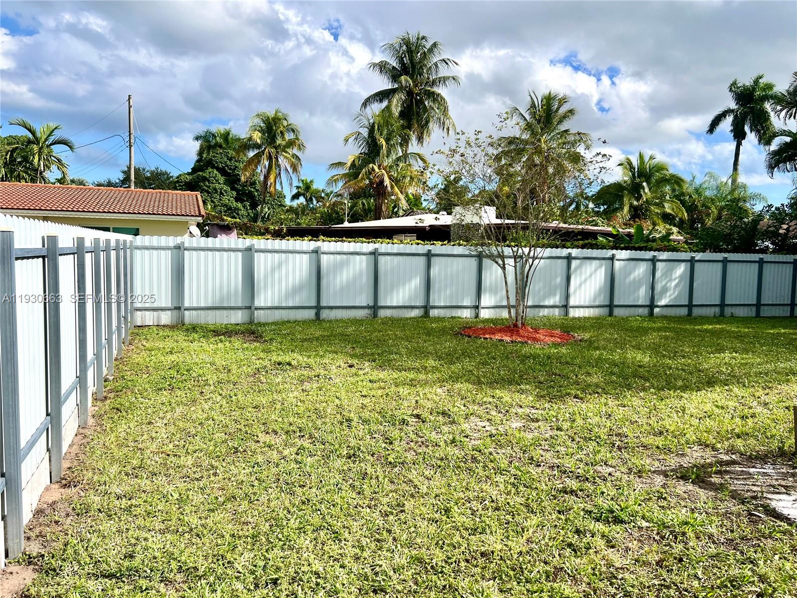 LAUDERDALE ISLES NO 2 - Residential Lease