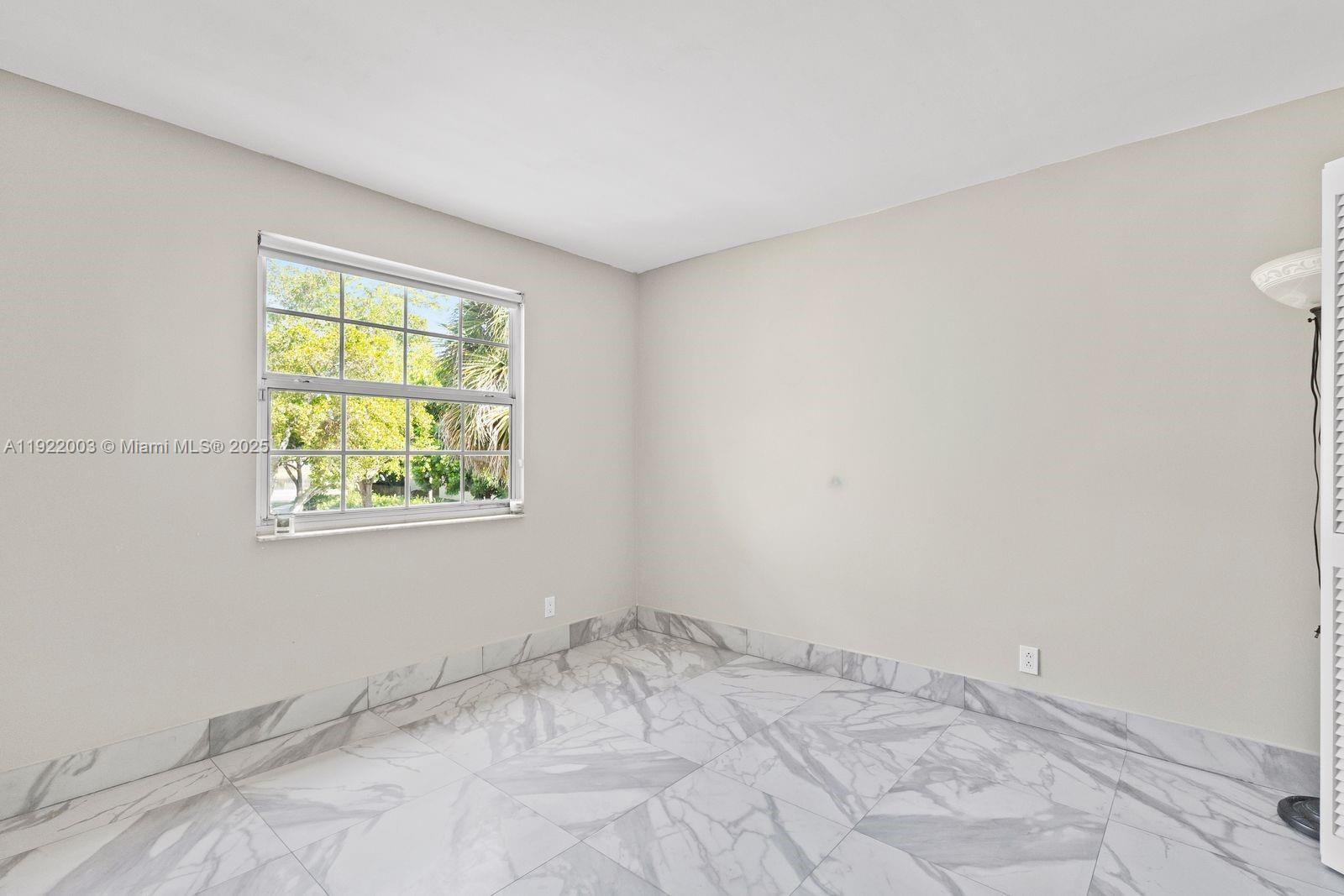 EMBASSY LAKES PHASE III - Residential