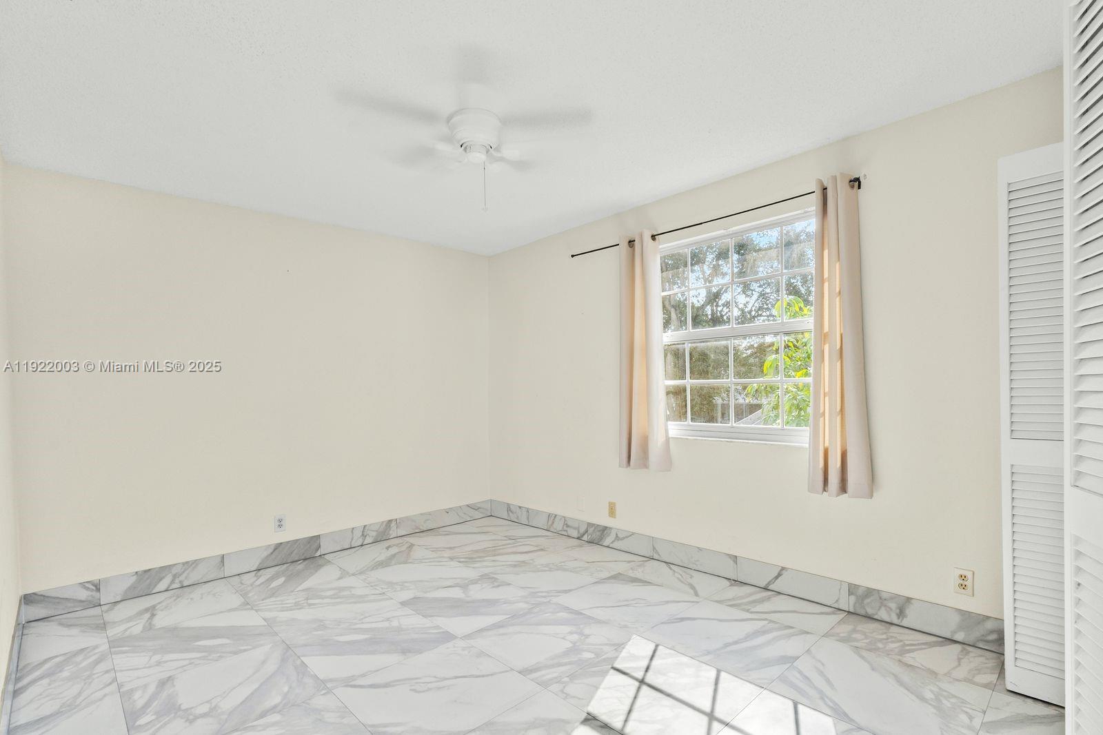 EMBASSY LAKES PHASE III - Residential