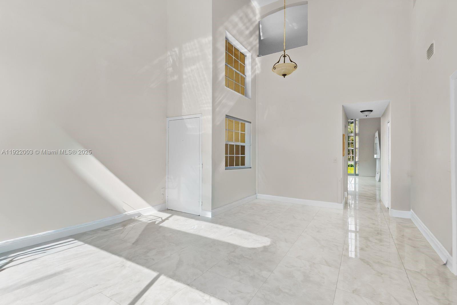 EMBASSY LAKES PHASE III - Residential