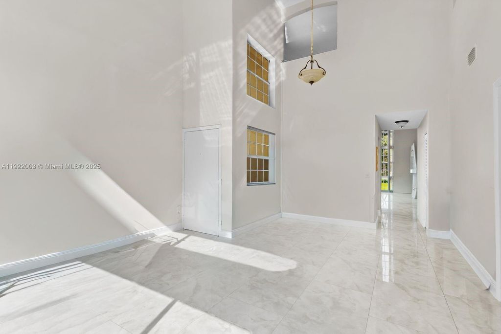 Photo of 10738 N Saratoga Dr, Cooper City, FL 33026 (MLS # A11922003)