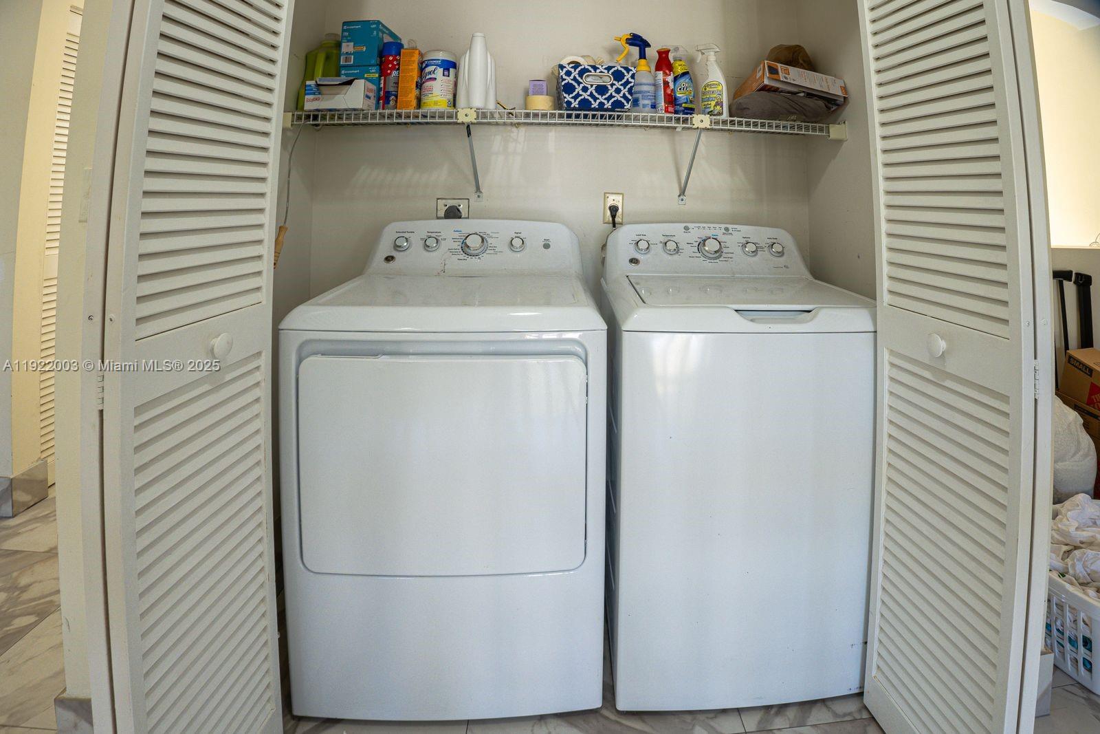 EMBASSY LAKES PHASE III - Residential