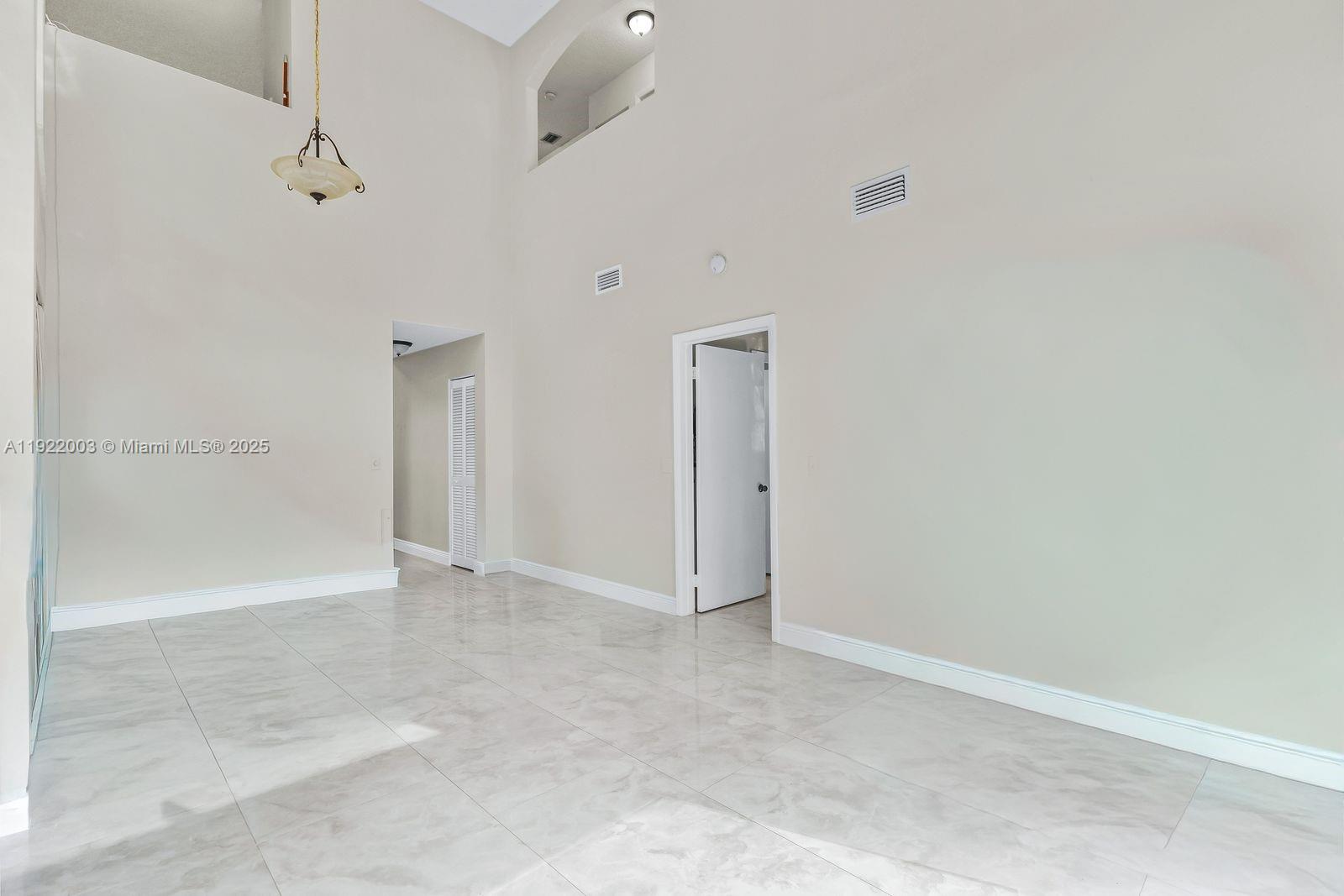 EMBASSY LAKES PHASE III - Residential