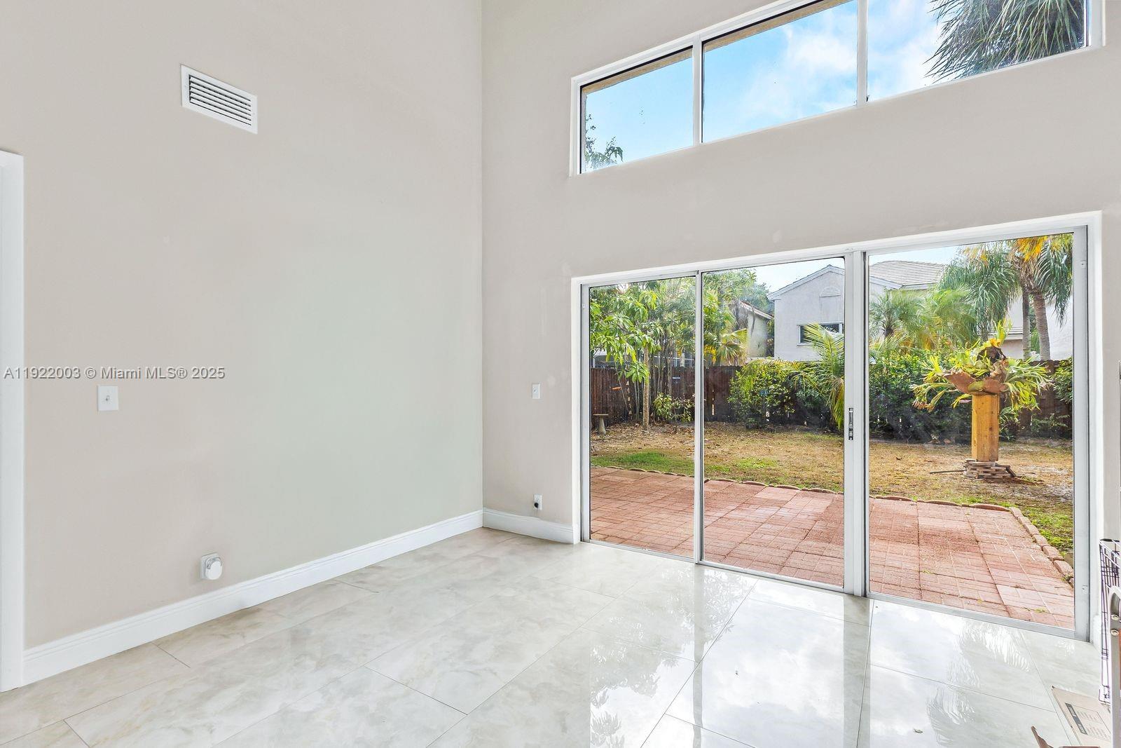 EMBASSY LAKES PHASE III - Residential