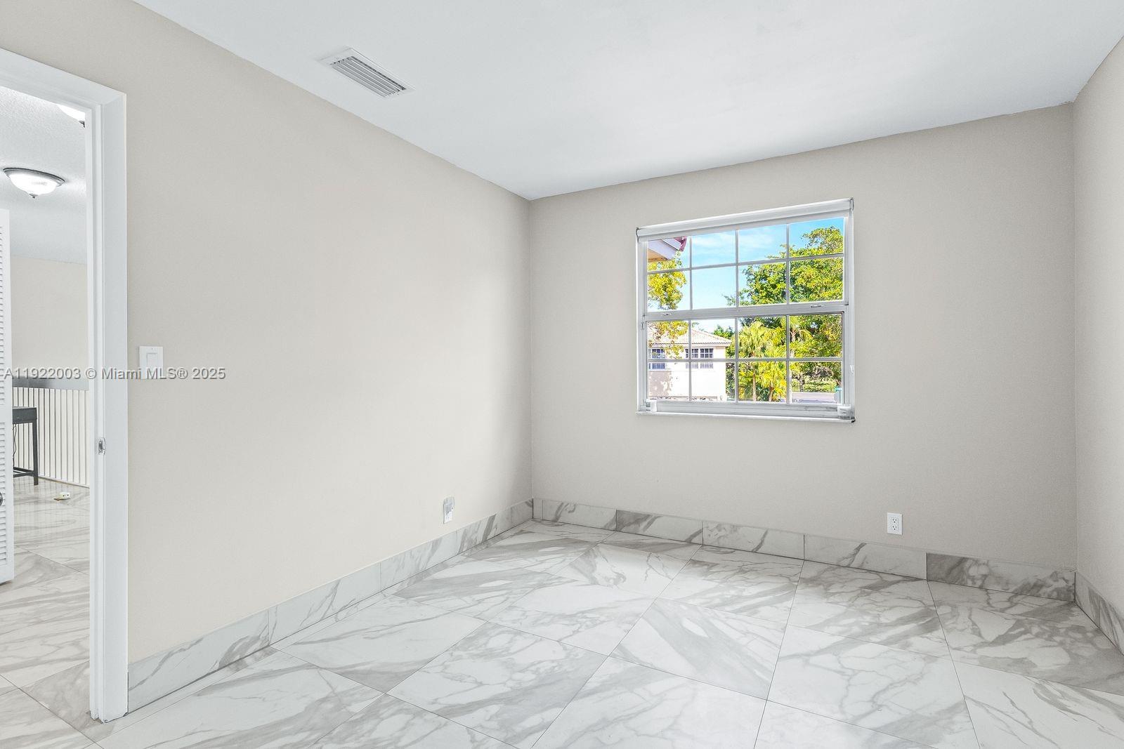 EMBASSY LAKES PHASE III - Residential