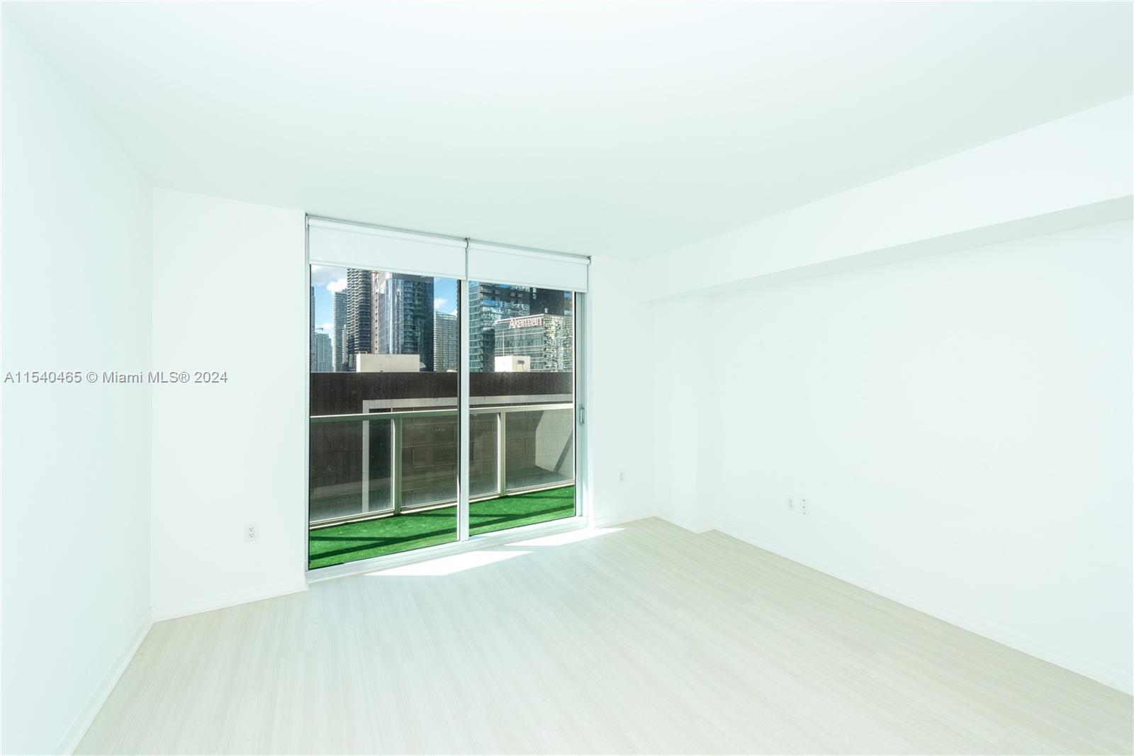 500 BRICKELL WEST CONDO - Residential Lease