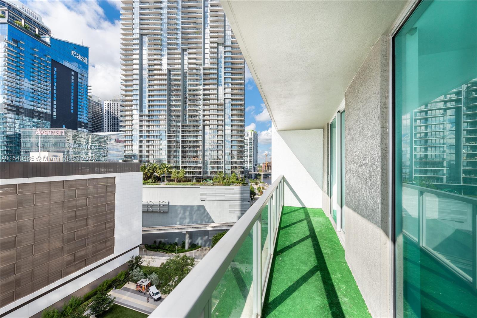 500 BRICKELL WEST CONDO - Residential Lease