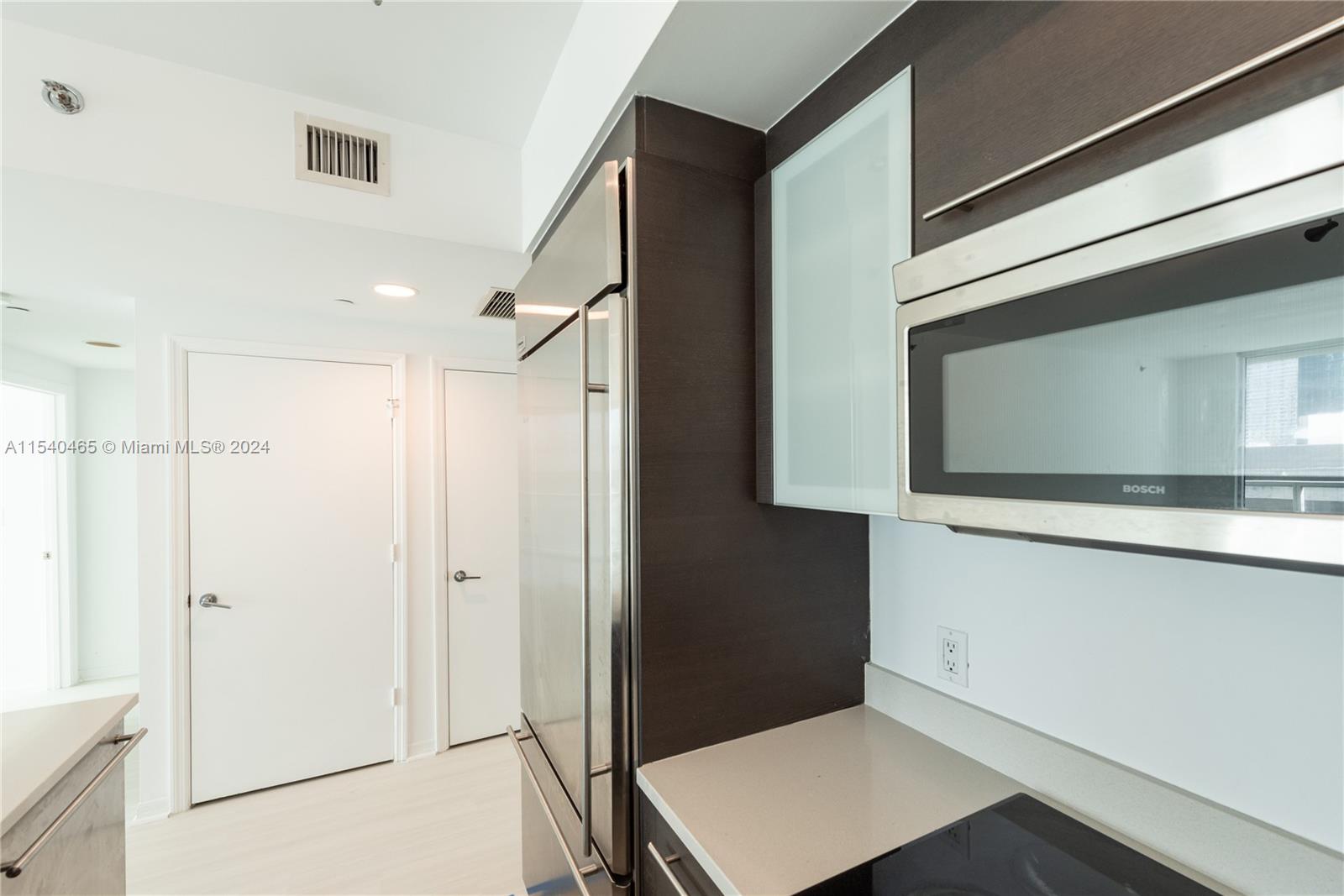 500 BRICKELL WEST CONDO - Residential Lease
