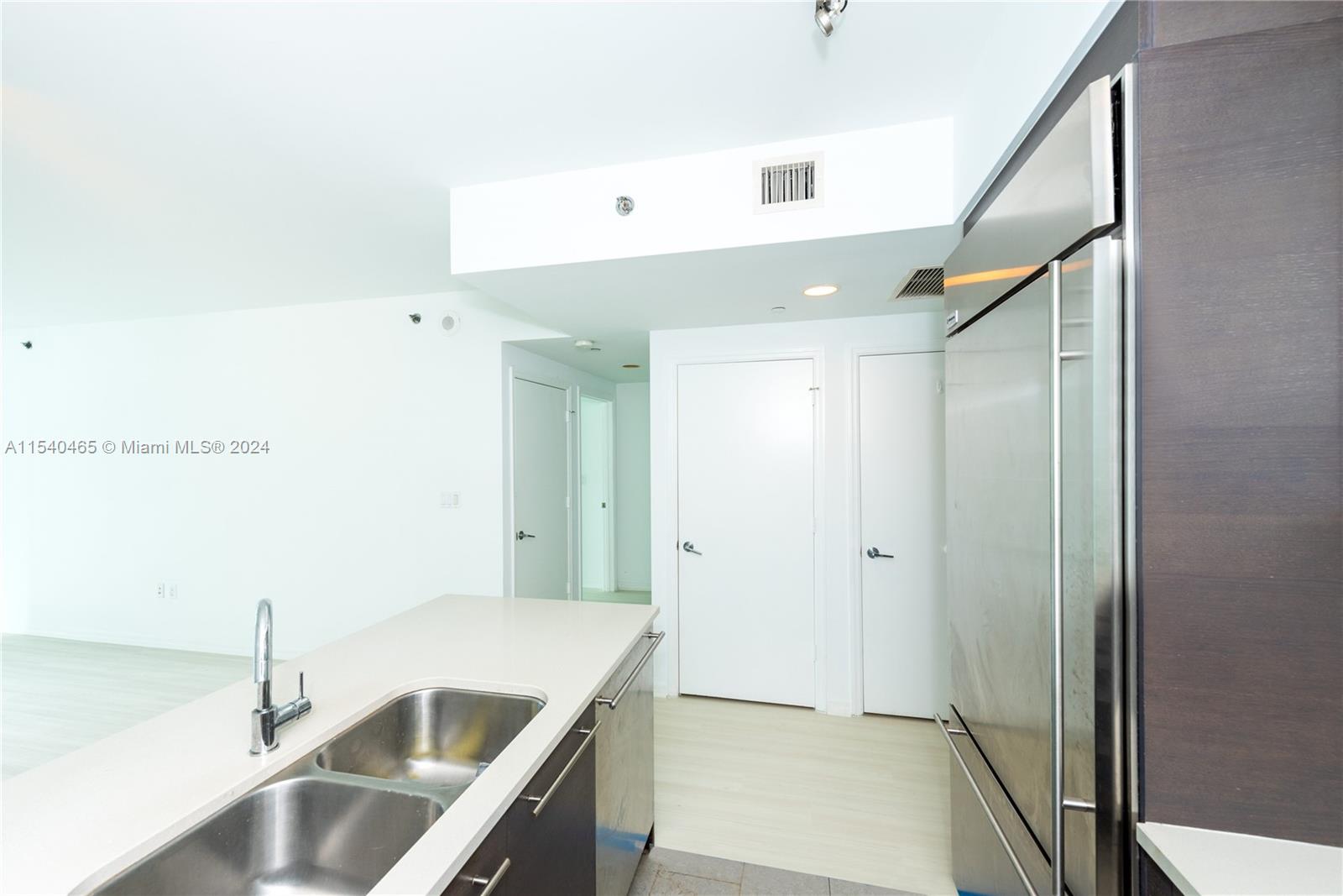 500 BRICKELL WEST CONDO - Residential Lease
