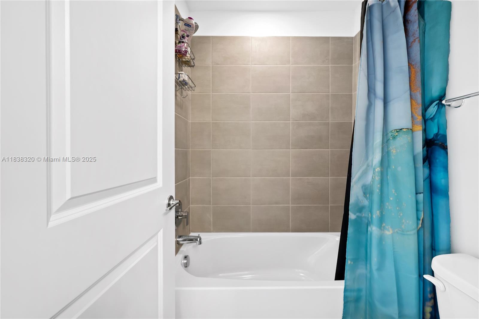 RIVER GARDENS - Residential