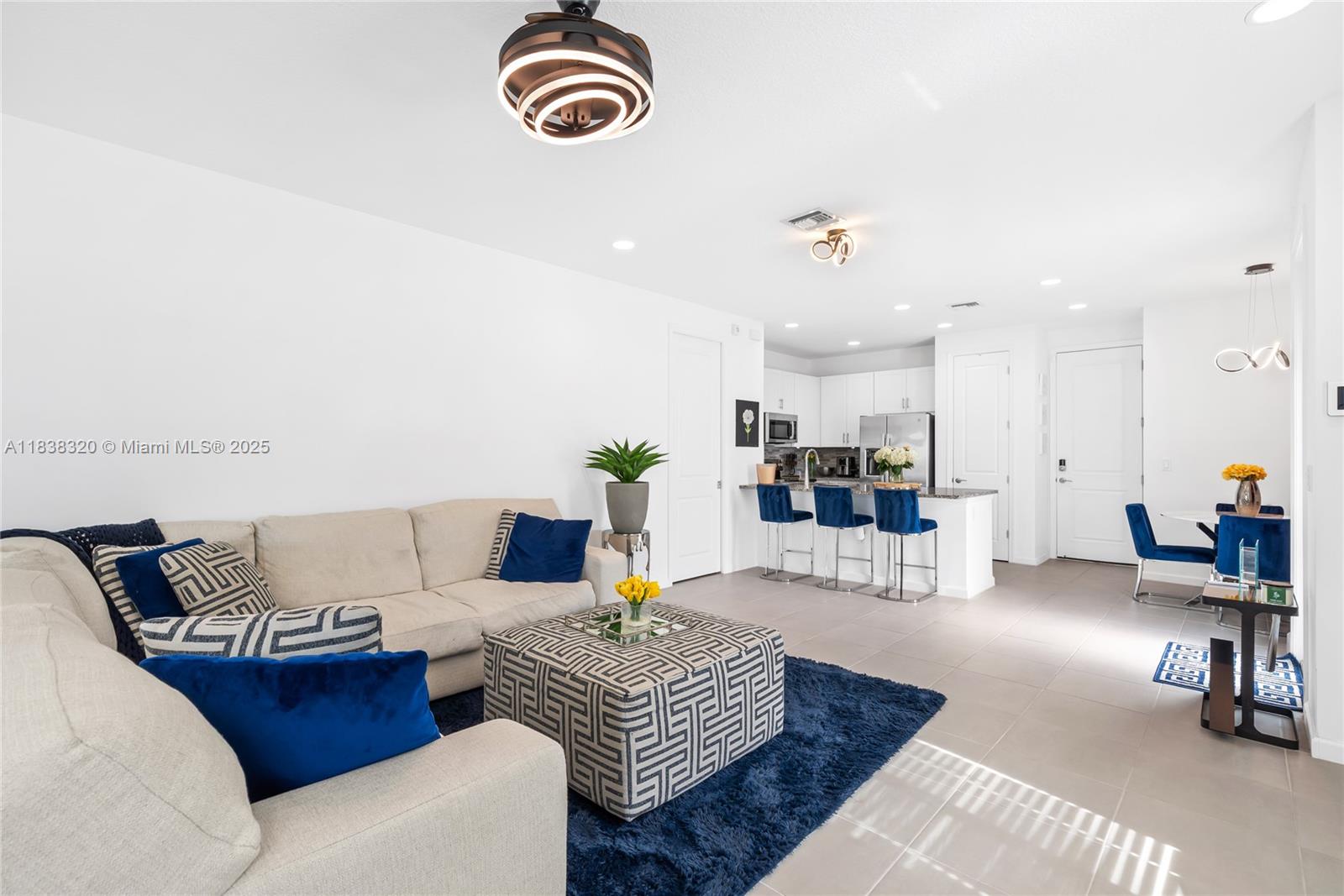 RIVER GARDENS - Residential