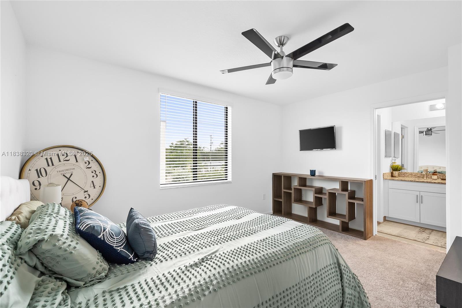 RIVER GARDENS - Residential