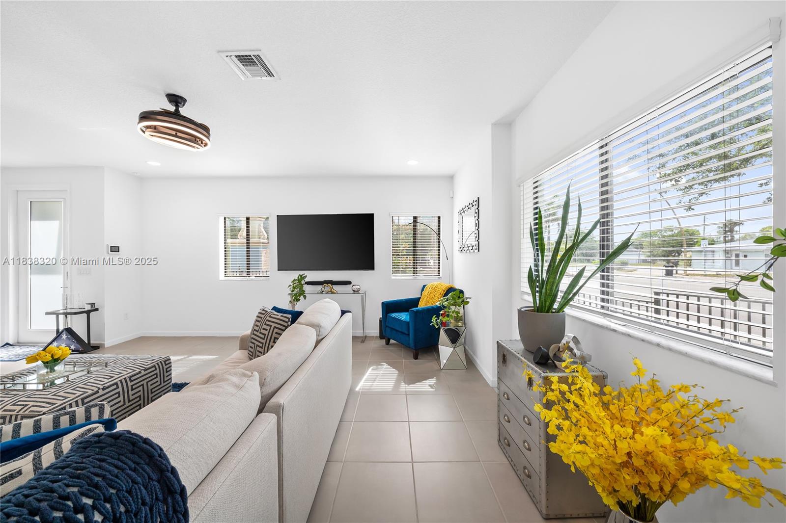 RIVER GARDENS - Residential