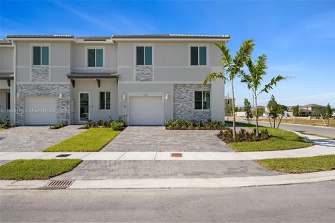 Photo of 715 SE 15th St, Homestead, FL 33034 (MLS # A11899176)