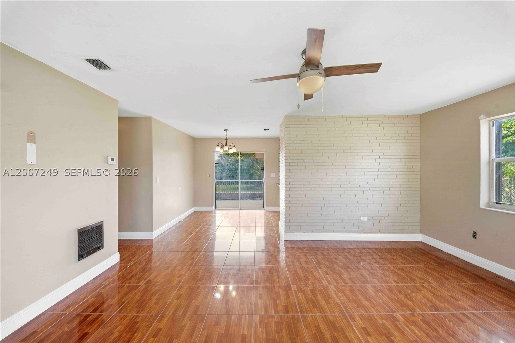 2724 Acapulco Dr, Miramar FL 33023