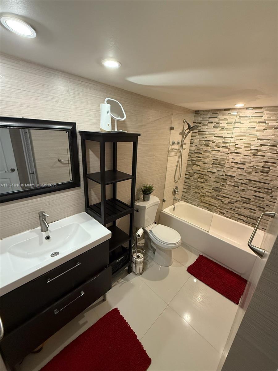 OCEAN RESERVE CONDO - Residential Lease
