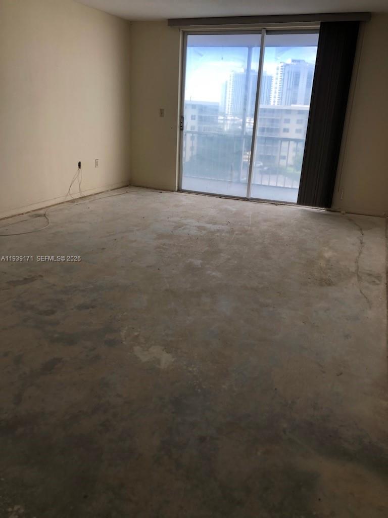 POINT EAST SEC II CONDO - Residential