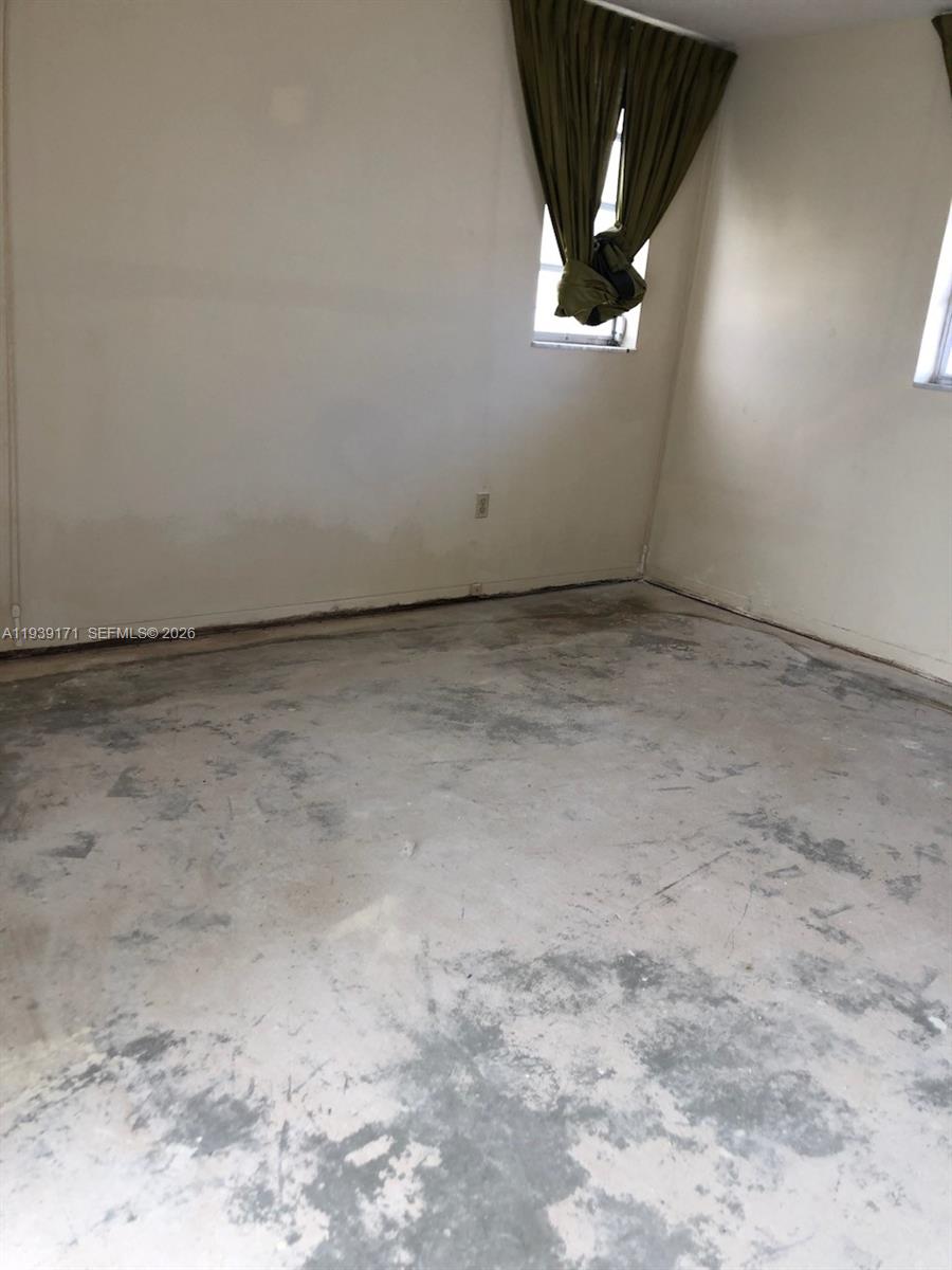 POINT EAST SEC II CONDO - Residential