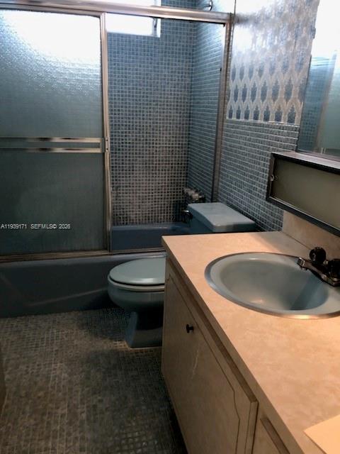 POINT EAST SEC II CONDO - Residential