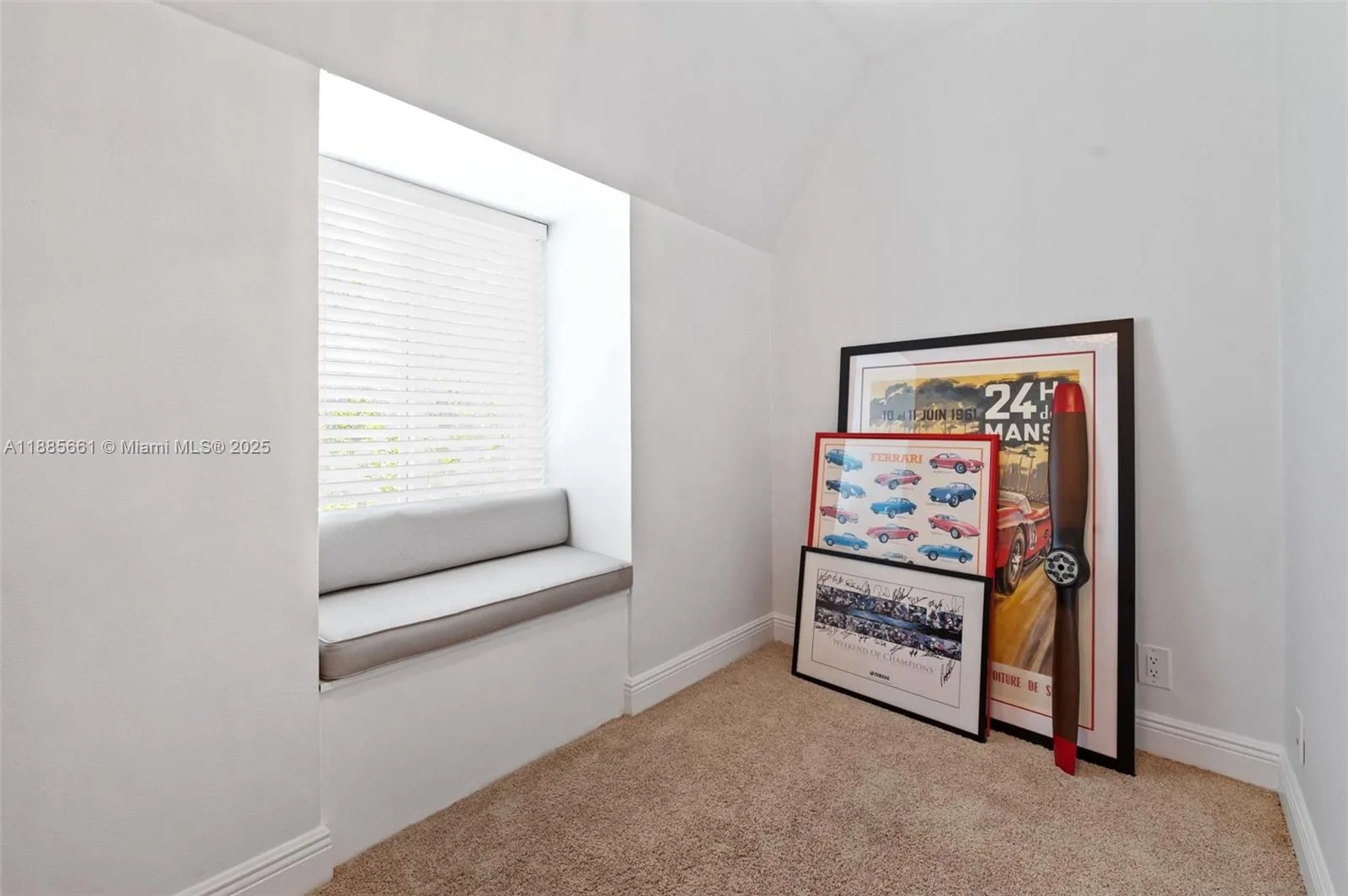 Coral Gables, Florida 33134, United States, 5 Bedrooms Bedrooms, ,4 BathroomsBathrooms,Residential,Active,220950