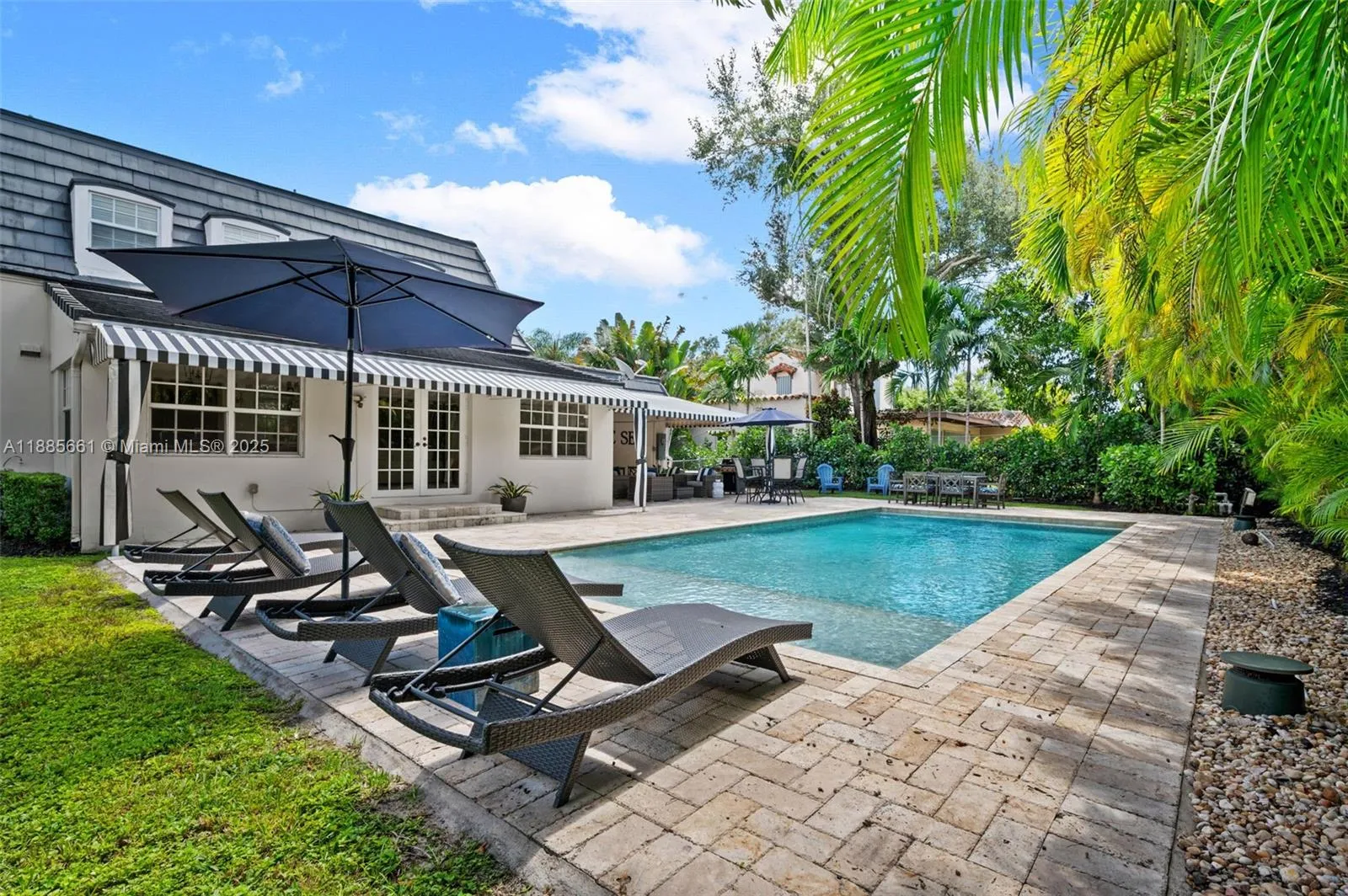 Coral Gables, Florida 33134, United States, 5 Bedrooms Bedrooms, ,4 BathroomsBathrooms,Residential,Active,220950