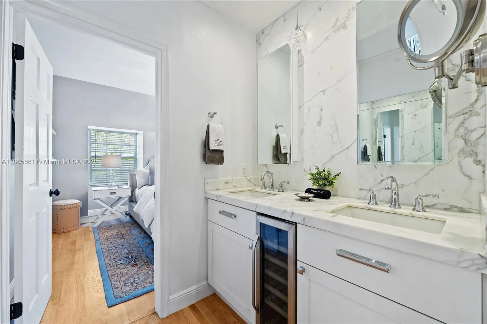 Coral Gables, Florida 33134, United States, 5 Bedrooms Bedrooms, ,4 BathroomsBathrooms,Residential,Active,220950