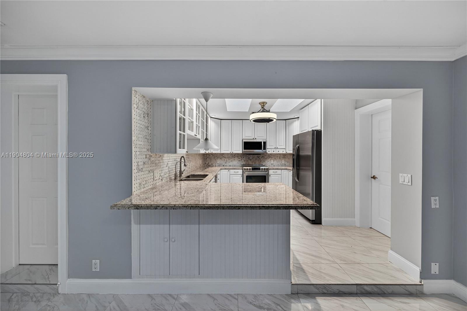 CORAL SHORES AMEND PLAT - Residential