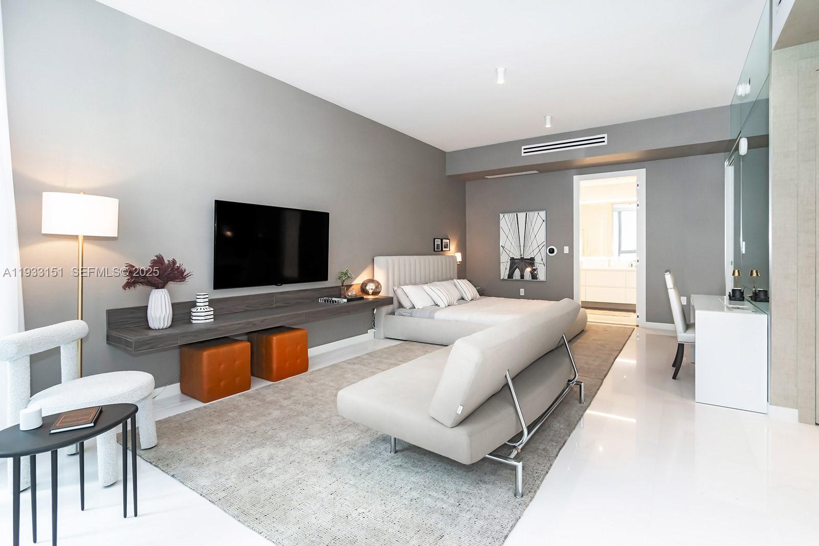 300 Biscayne Blvd Way 805