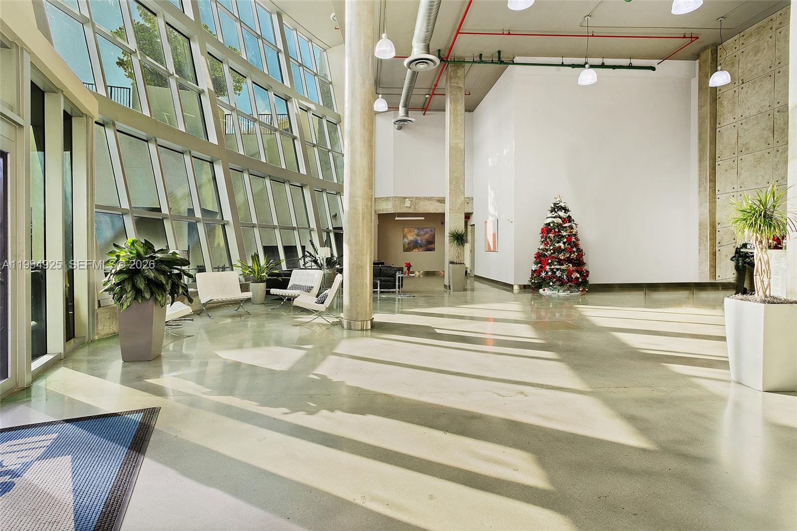 UPTOWN MARINA LOFTS CONDO - Residential Lease