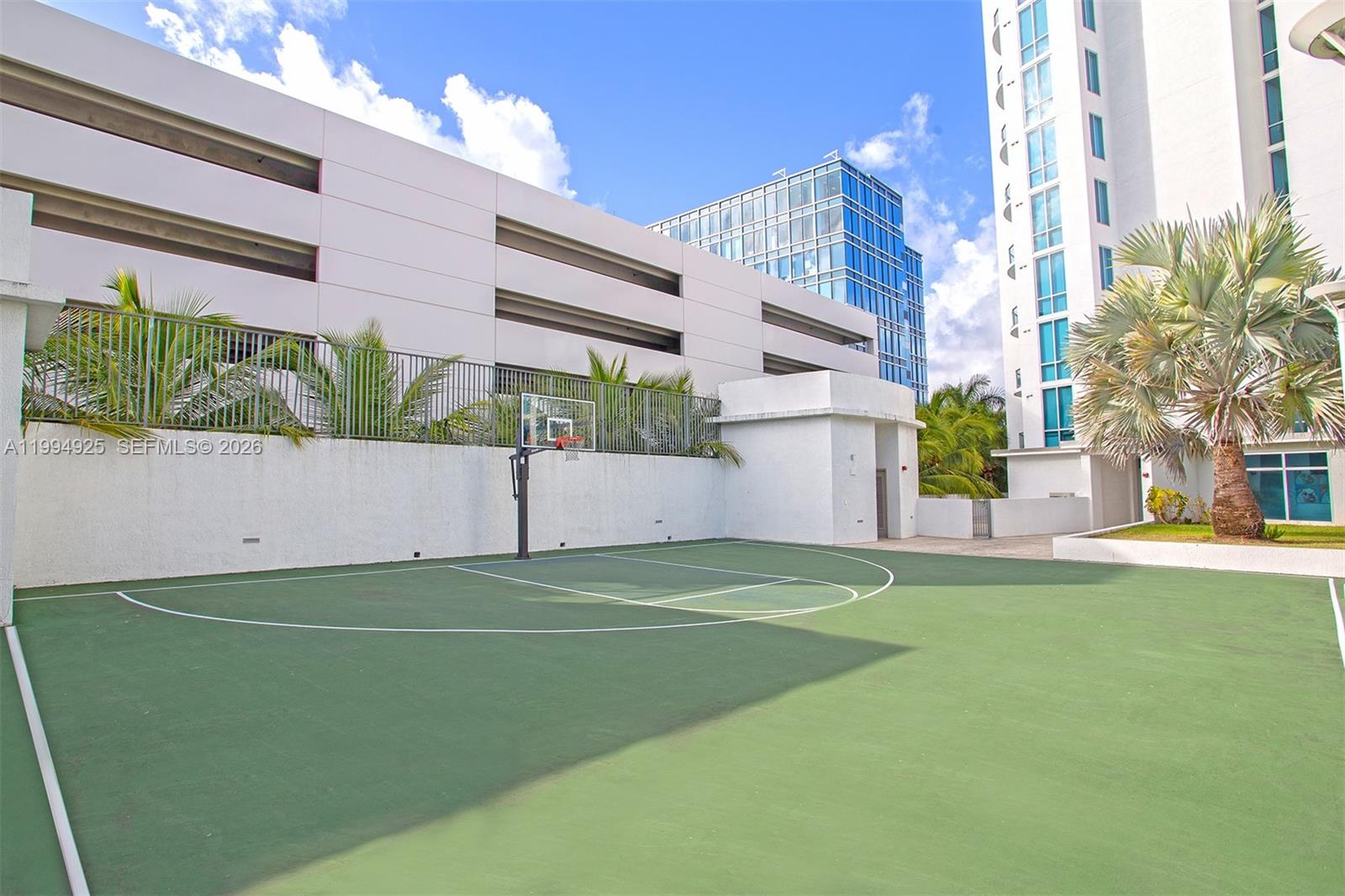 UPTOWN MARINA LOFTS CONDO - Residential Lease