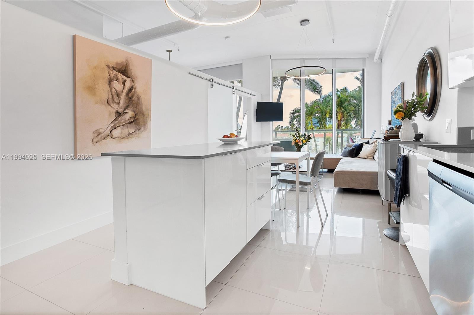 UPTOWN MARINA LOFTS CONDO - Residential Lease