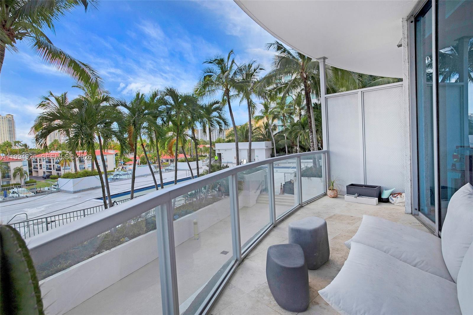 UPTOWN MARINA LOFTS CONDO - Residential Lease