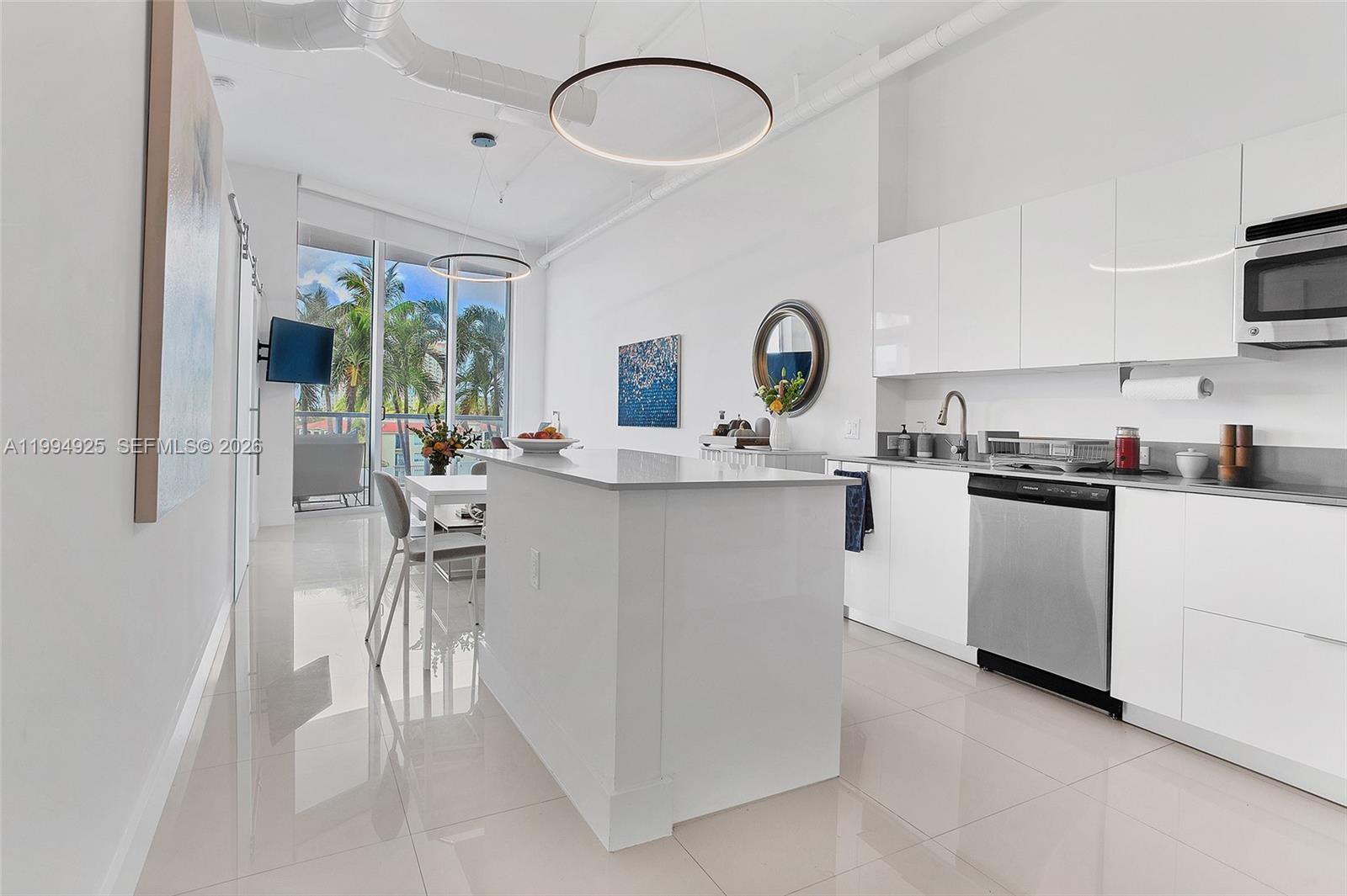 UPTOWN MARINA LOFTS CONDO - Residential Lease