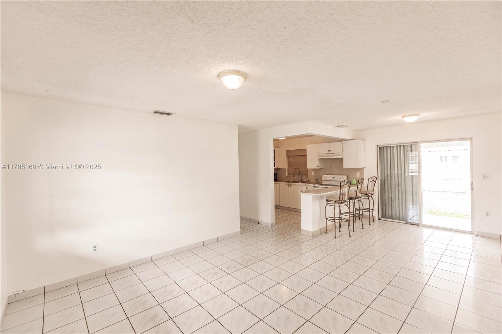 3320 SW 97th Ave